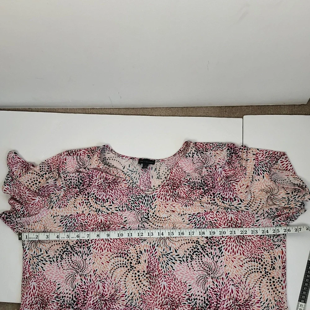 The Limited V-Neck Women's Top Size 1X